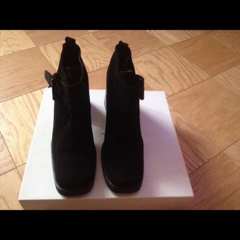 Italian short boots